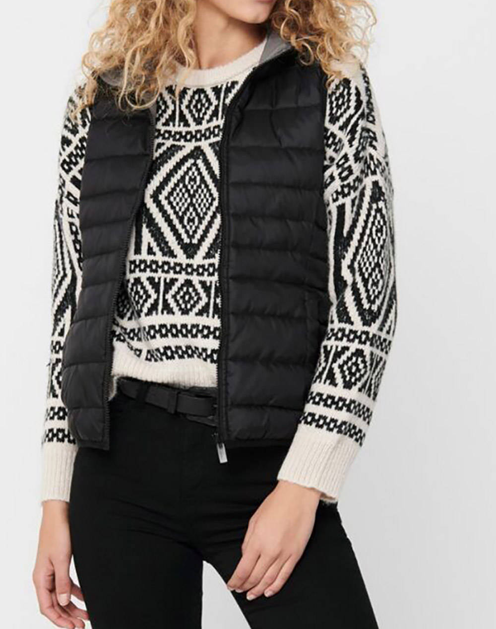 Only Onlnewtahoe Hood Waistcoat Otw Noos Winter Jacket Women Clothes Outerwear Outerwear Vest Jackets Black Synthetic 15205760 Black Female Vest