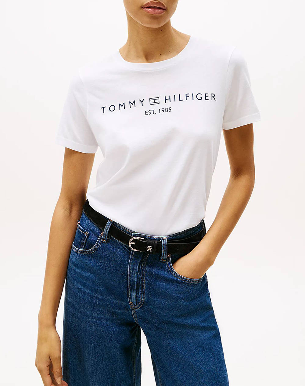 Tommy Hilfiger Reg Corp Logo C Nk Ss Women Clothes Tops T Shirts White Cotton Ww0Ww40276 Ycf Female T-Shirts