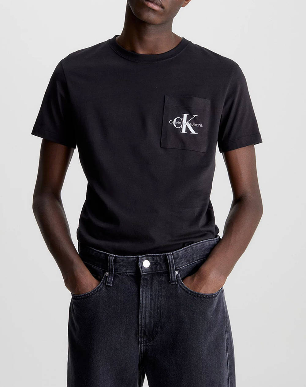 Calvin Klein Jeans Core Monogram Pocket Slim Tee Ανδρας Ρουχα Μπλουζες T Shirt Black Βαμβακι J30J320936 Beh