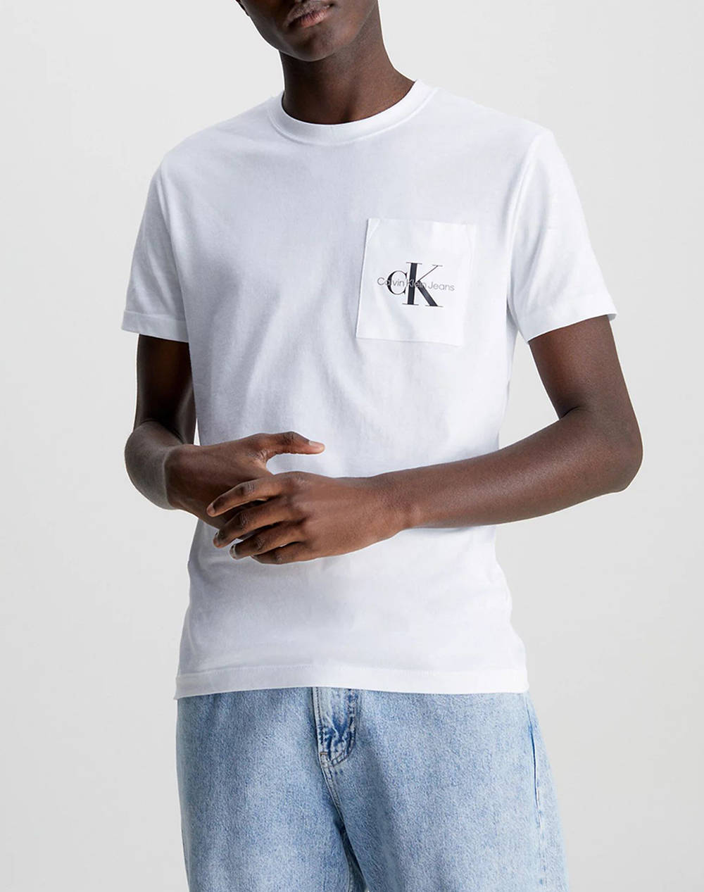 Calvin Klein Core Monogram Pocket Slim Tee Men Clothes T Shirts & Sweatshirts T Shirts White Cotton J30J320936 Yaf Male T-Shirts
