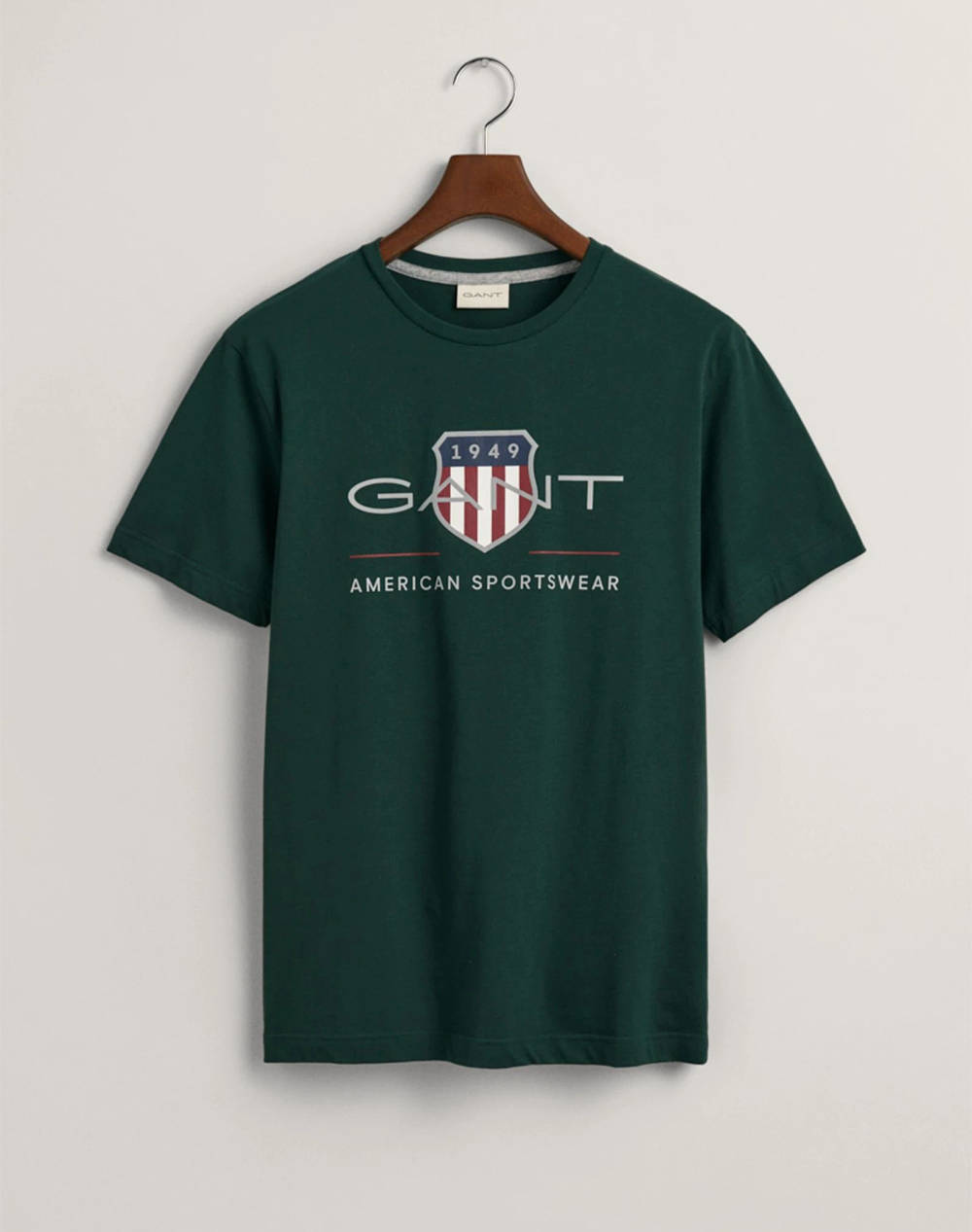 Gant Reg Archive Shield Ss T Shirt Men Clothes T Shirts & Sweatshirts T Shirts Mediumforestgreen Cotton 3G2003199 374 Male T-Shirts Green