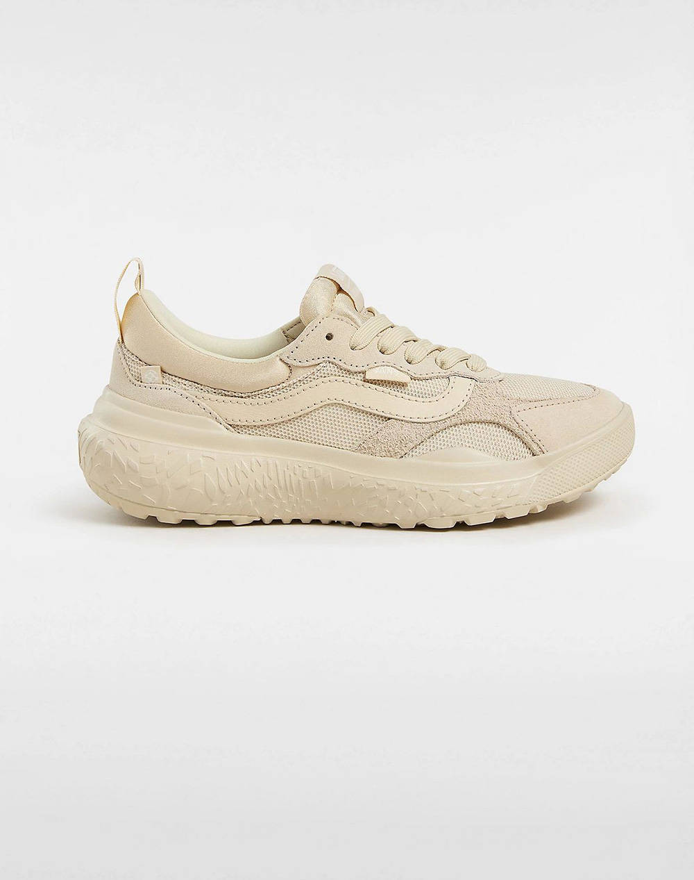 Vans Mte Ultrarange Neo Vr3 Women Footwear Sneakers Cream Suede,Fabric Vn000Cwecrm1 Vncrm Sneakers