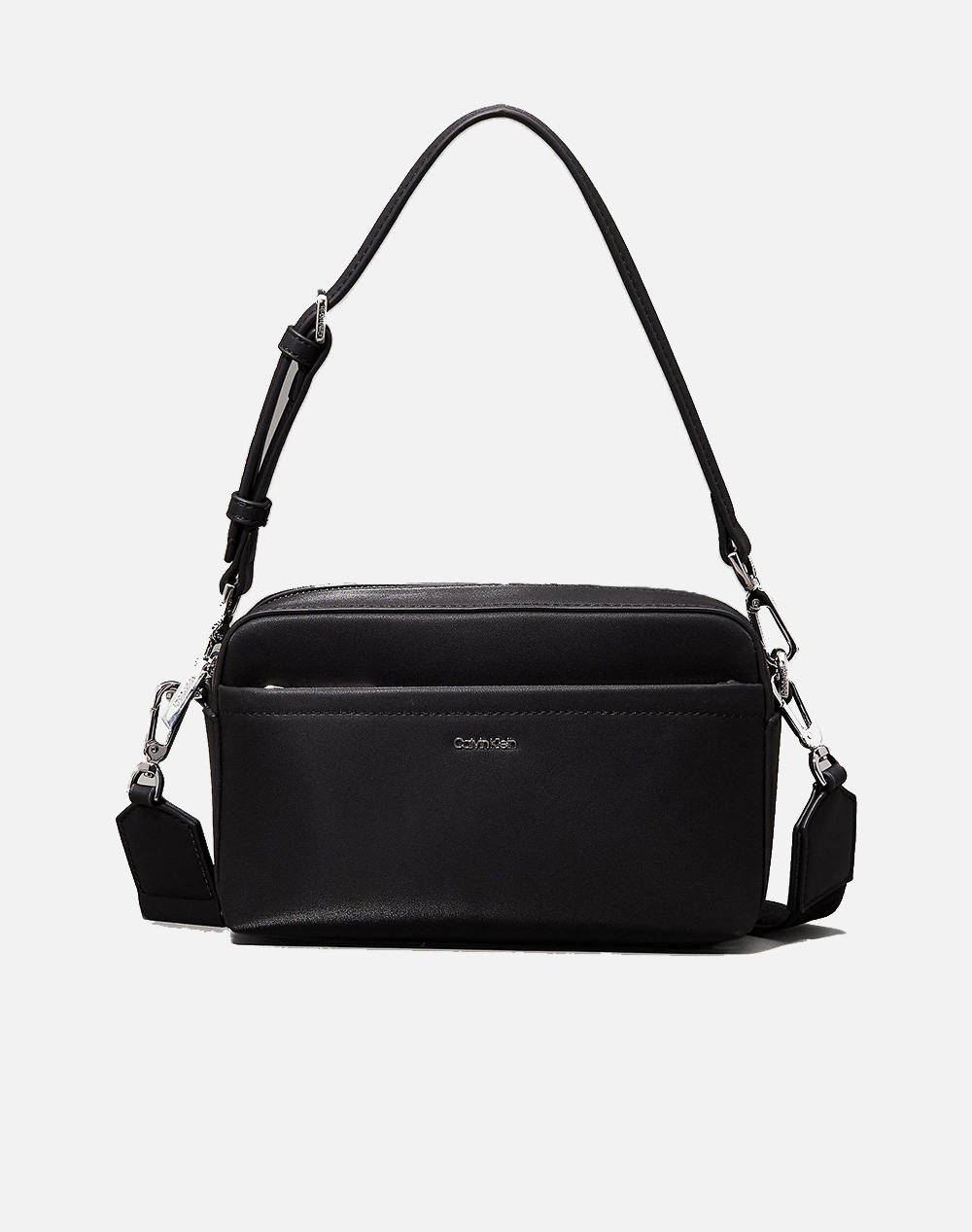 Calvin Klein Jeans Ck Must Convertible Camera Bag (Dimensions: 21.5 X 16.5 X 5Cm.) Women Accessories Bags Black Imitation Leather K60K612901 Beh