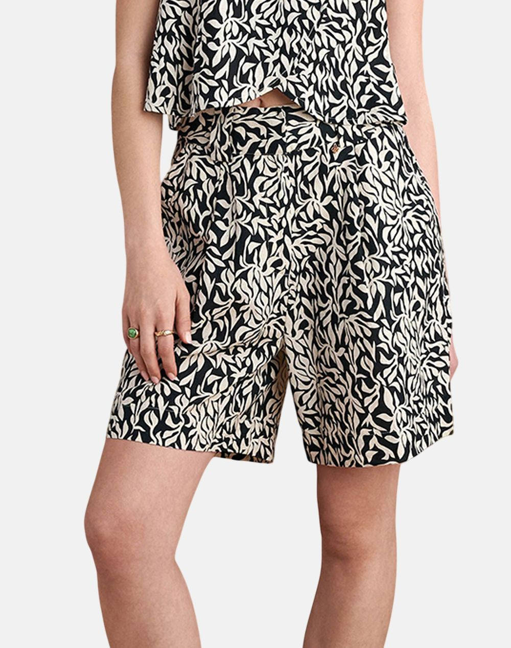 Attrattivo Bermuda Women Clothes Shorts/Bermudas Bermudas Multi Cotton,Linen 9920935 Multi Female Bermudas