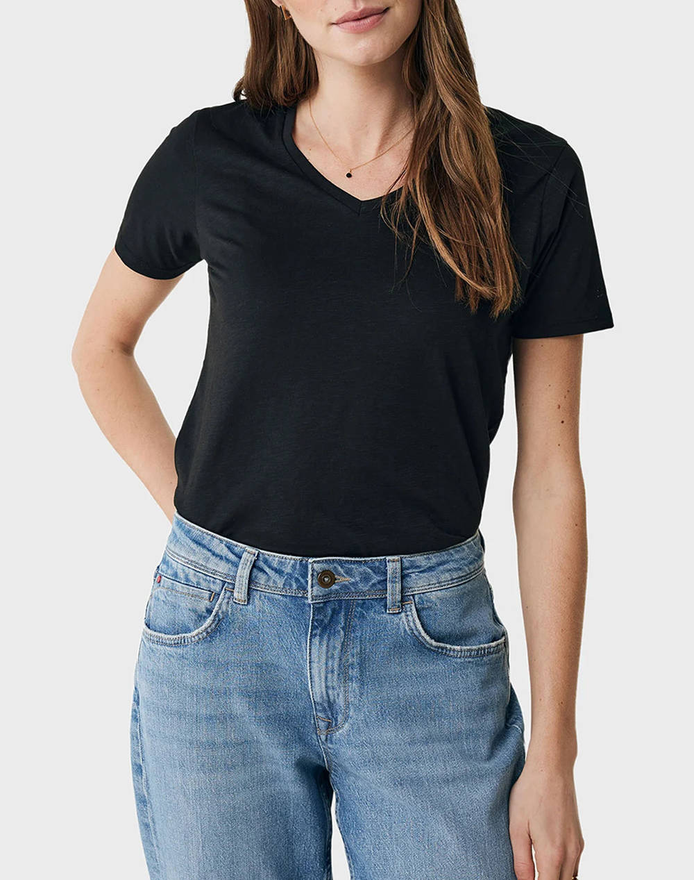 Mexx Femmie Basic V Neck Tee Women Clothes Tops T Shirts Black Cotton,Viscose Mf007800541W 193911 Female T-Shirts Black
