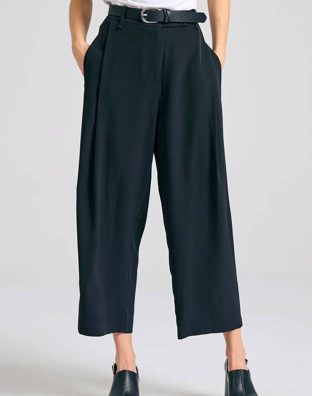 Funky Buddha Women''S Casual Pants Women Clothes Trousers Chinos Black Elastic,Synthetic Fbl011 116 02 Black Female Chinos Black