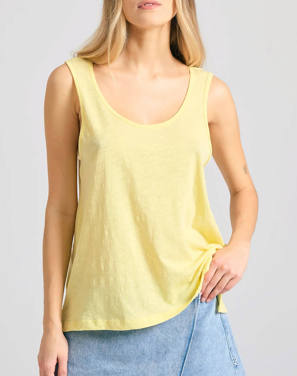 Funky Buddha Women''S Basic Sleeveless Blouse Women Clothes Tops Tops/Bodies Yellow Cotton Fbl011 105 04 Lemon Drop Female Tops/Bodies