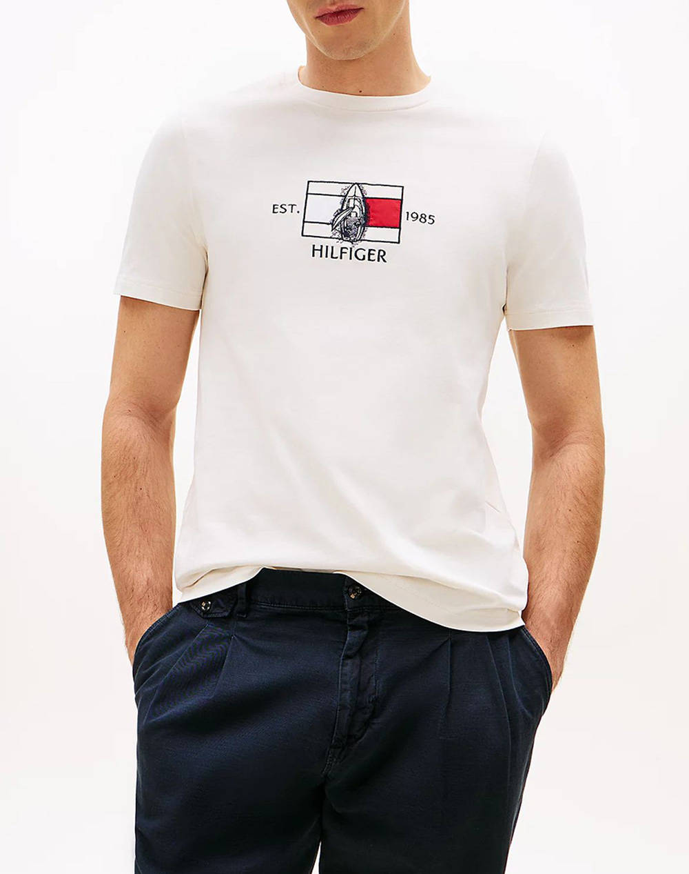 Tommy Hilfiger Hilfiger Flag Sailing Tee Men Clothes T Shirts & Sweatshirts T Shirts Ivory Cotton Mw0Mw38628 Z00 Male T-Shirts