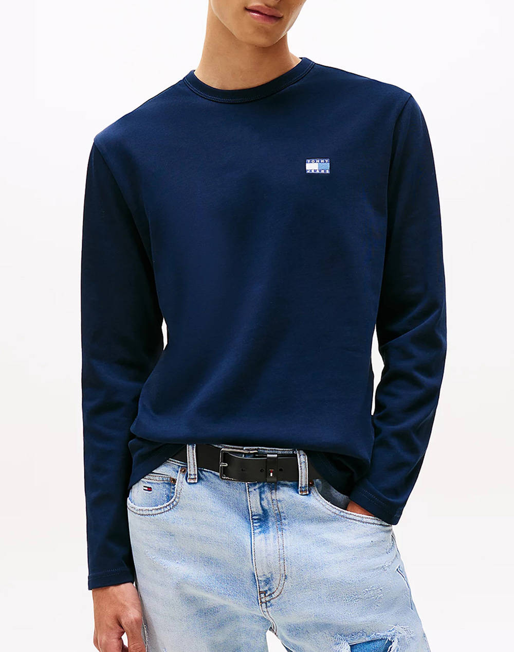 Tommy Jeans Tjm Reg Badge Tee Ls Men Clothes T Shirts & Sweatshirts T Shirts Navyblue Cotton Dm0Dm21974 C1G Male T-Shirts Blue