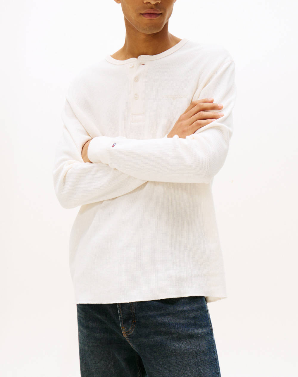 Tommy Jeans Tjm Slim Waffle Script Henley Men Clothes T Shirts & Sweatshirts T Shirts Offwhite Cotton Dm0Dm21812 Ybh Male T-Shirts
