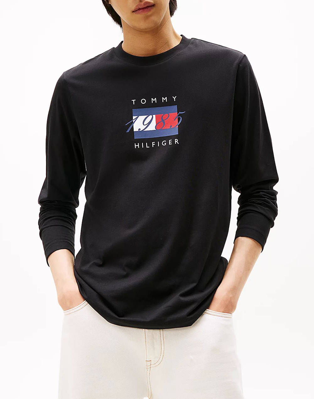 Tommy Hilfiger Linear Flag Graphic Ls Tee Men Clothes T Shirts & Sweatshirts T Shirts Black Cotton Mw0Mw41497 Bds Male T-Shirts Black