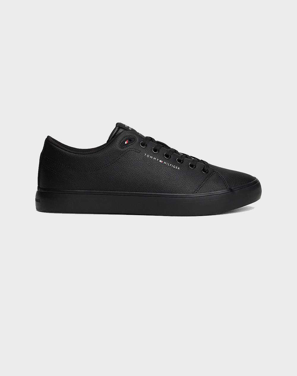 Tommy Hilfiger Th Hi Vulc Core Low Lth Ii Ess Men Footwear Sneakers Black Imitation Leather,Leather,Synthetic Fm0Fm05511 Bds Male Sneakers Black