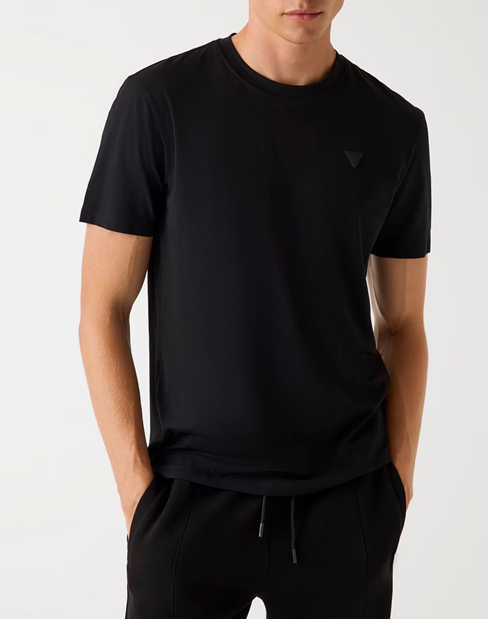 Guess Hedley Ss T Shirt Μπλουζα Ανδρικο Ανδρας Ρουχα Μπλουζες T Shirt Black Βαμβακιμε Ελαστανσυνθετικο Z2Yi12Jr06K Jblk